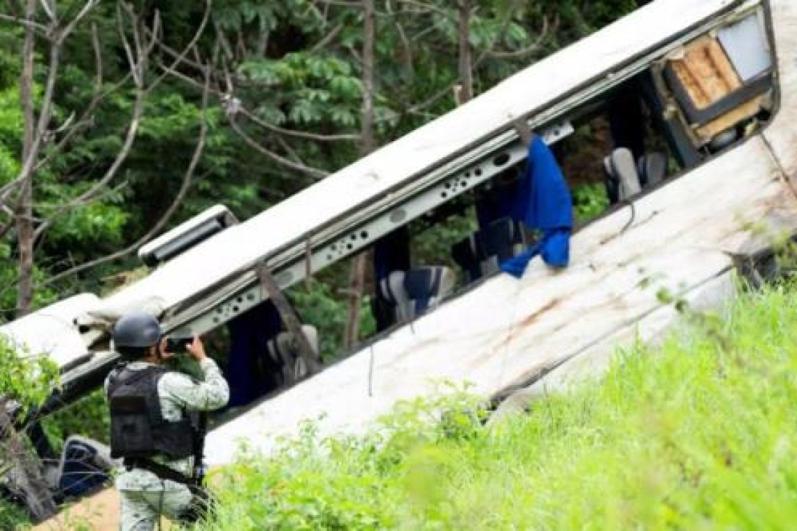 Περού | Λεωφορείο έπεσε σε γκρεμό – Τουλάχιστον δεκατρείς νεκροί, ανάμεσά τους και παιδιά